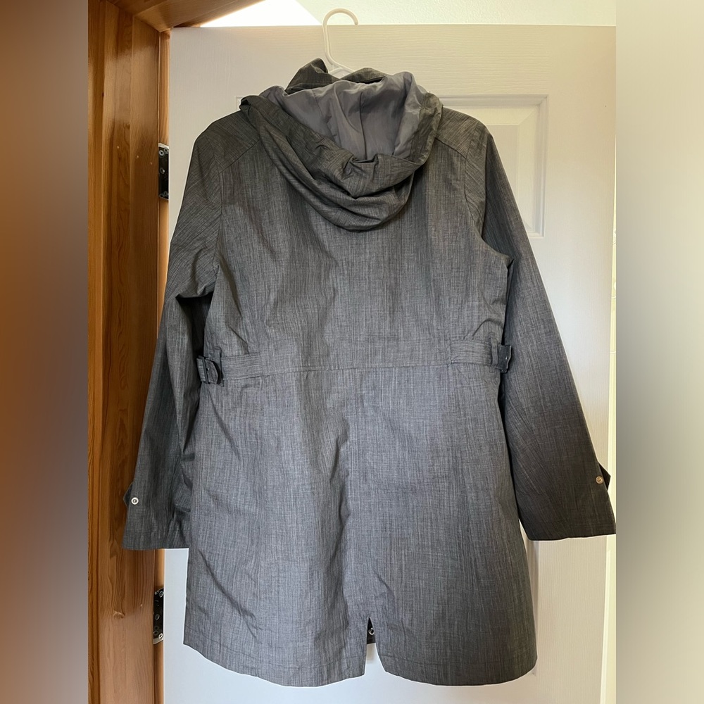 Kirkland Jacket. - Picture 2 of 4